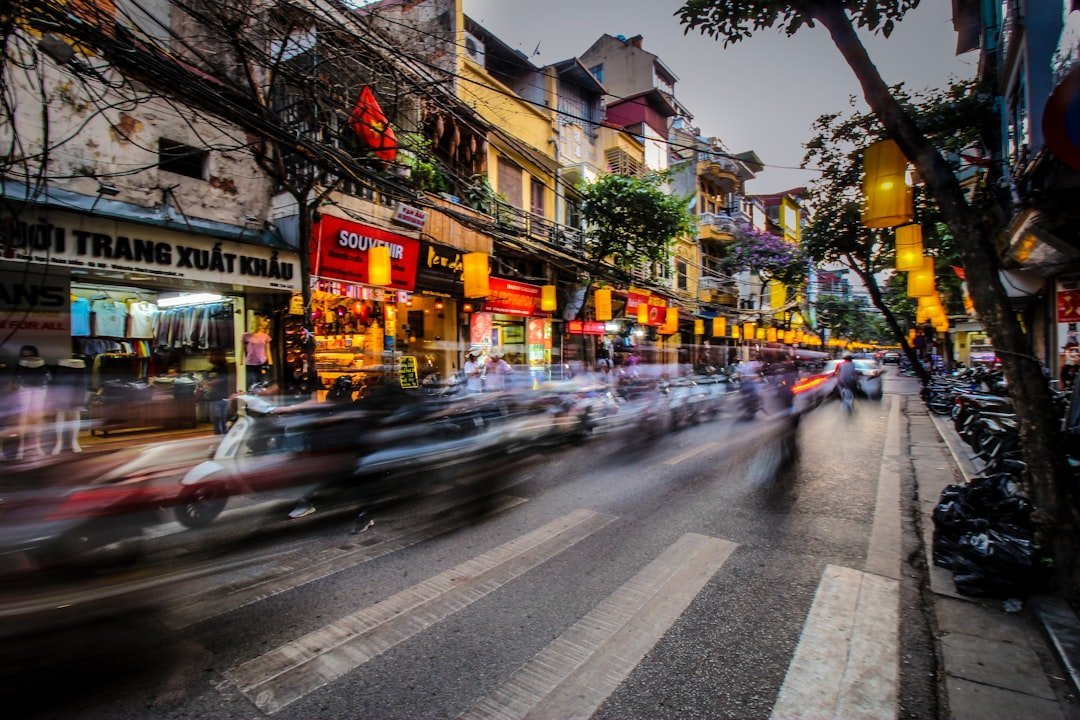 chuyển nhượng nhà phố Vinhomes Cần Giờ — minh họa townhouse street Vietnam modern