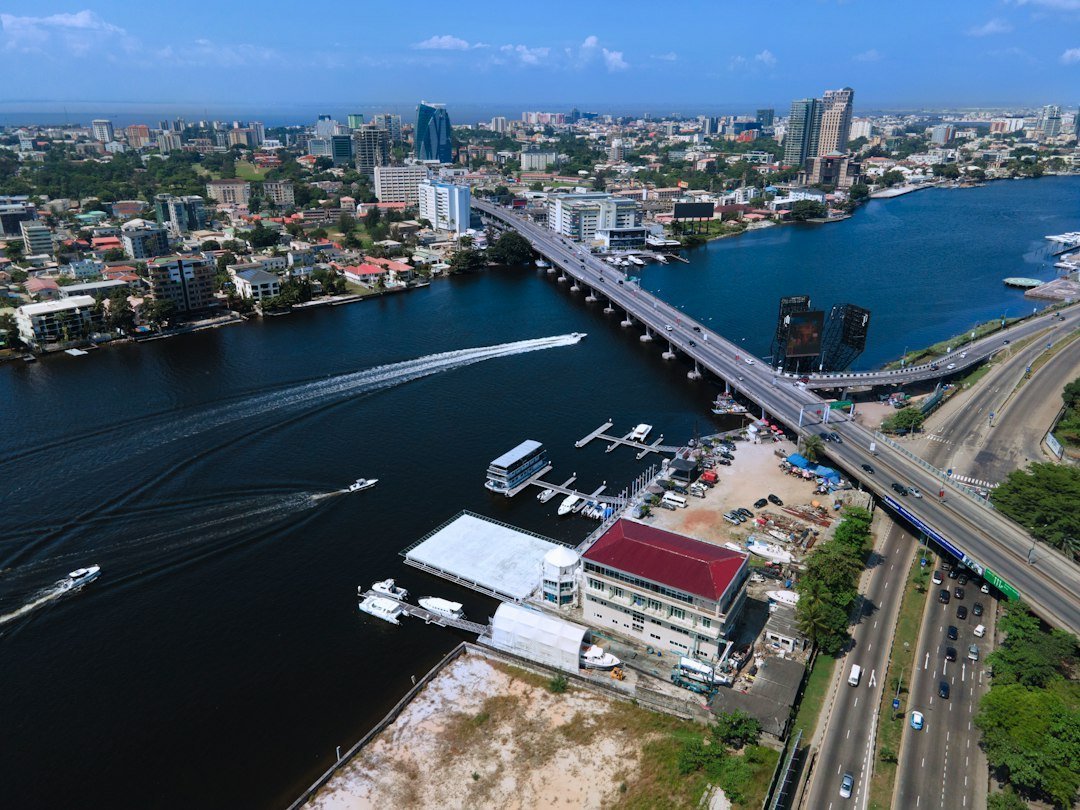 Vinhomes Cần Giờ ngập — minh họa urban lagoon waterfront city aerial